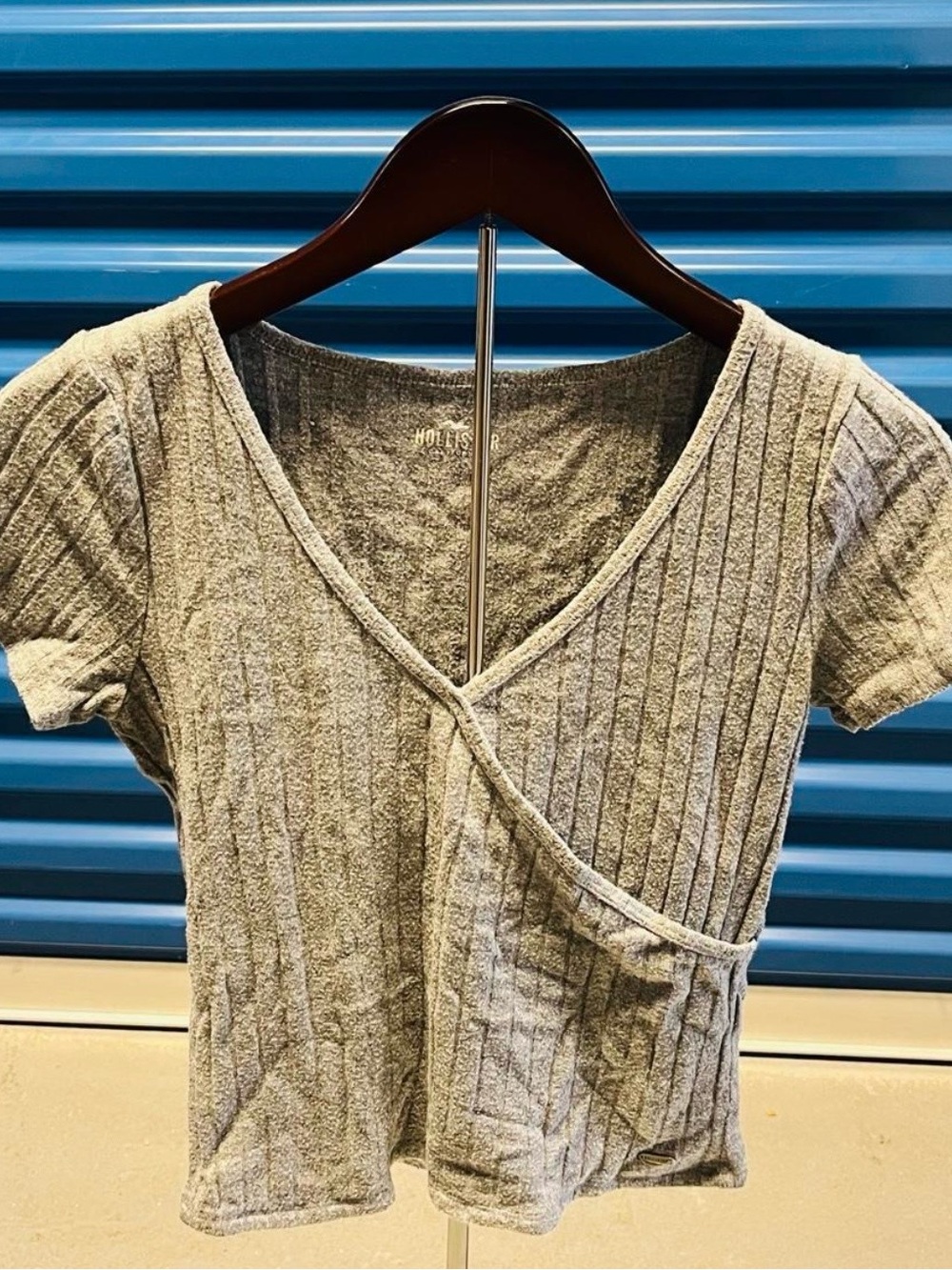 Hollister Light Gray Ribbed V-Neck Wrap Crop Top